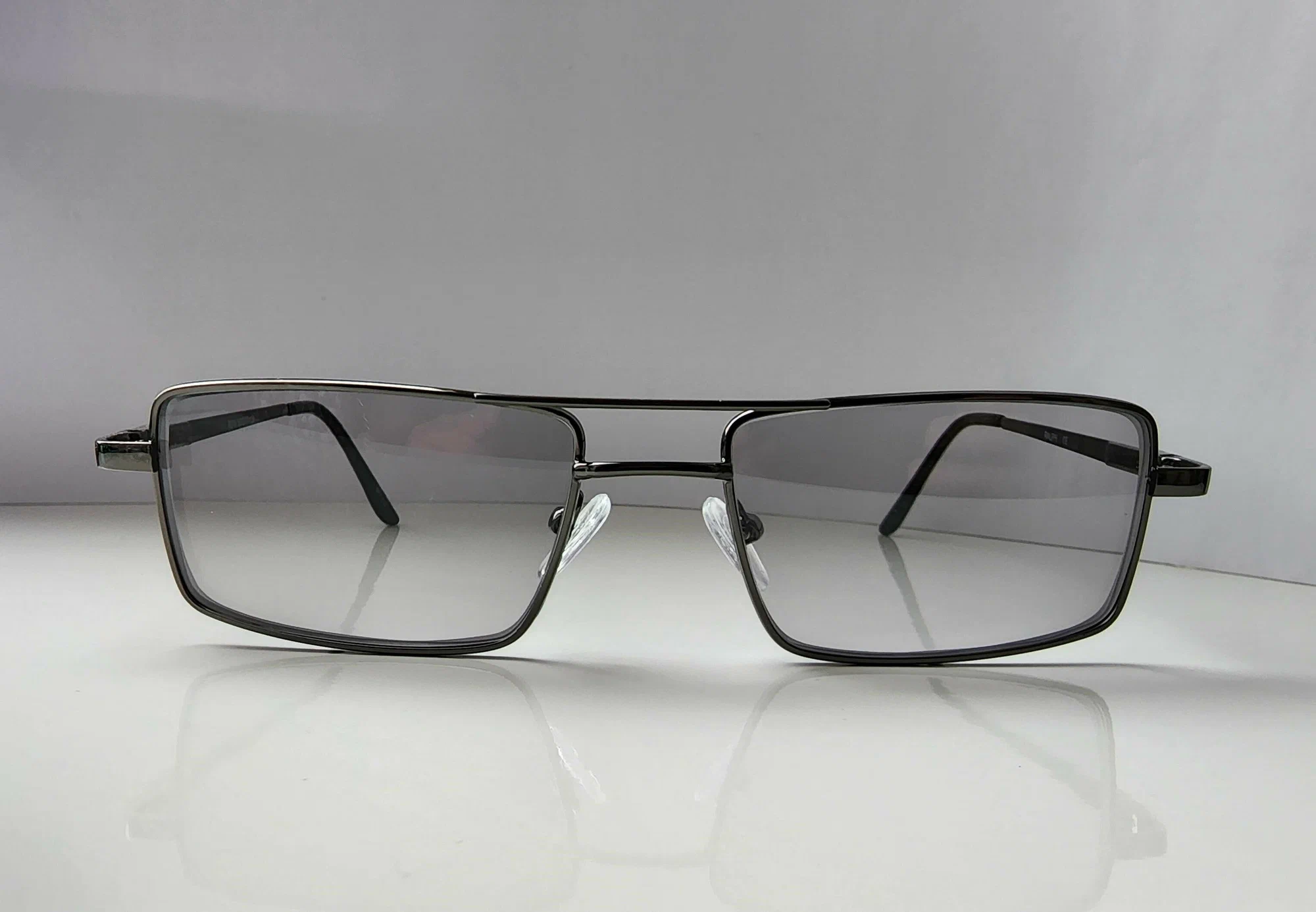 Готовые очки для зрения с фотохромными линзами "хамелеоны"/мужские/очки для дали/для чтения/стекло/ корригирующие, РЦ 62-64 мм, диоптрии +4