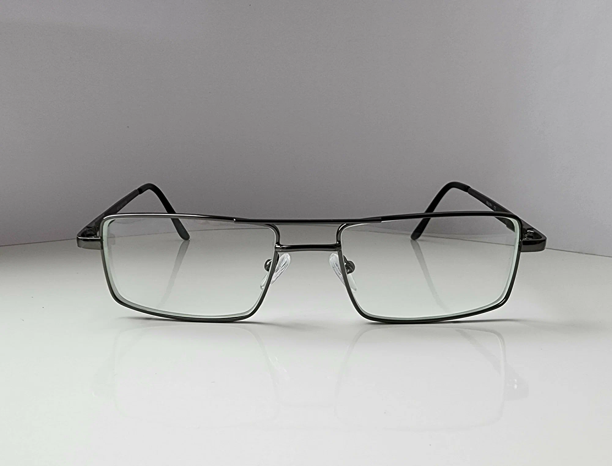 Готовые очки для зрения с фотохромными линзами "хамелеоны"/мужские/очки для дали/для чтения/стекло/ корригирующие, РЦ 62-64 мм, диоптрии +4