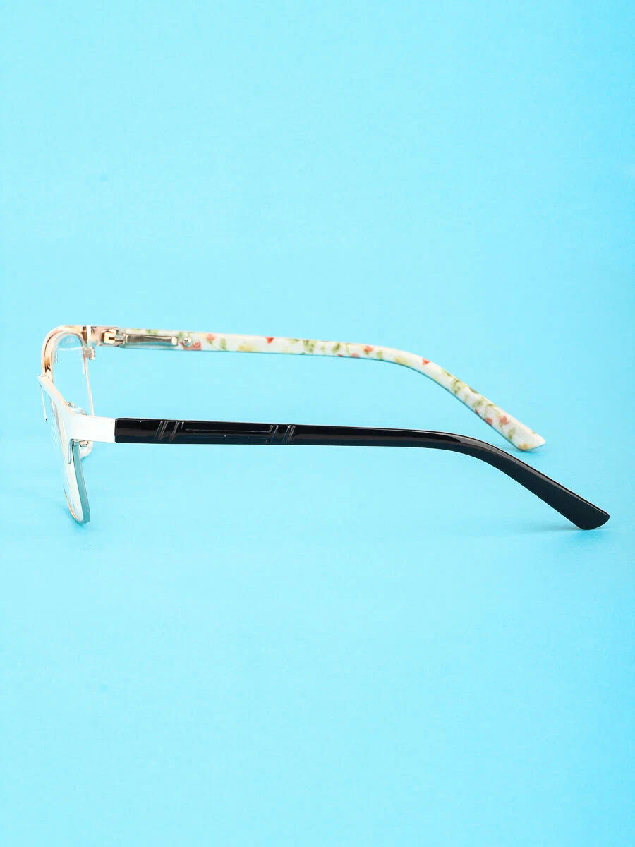 Готовые очки для чтения белые с диоптриями +3.75 футляр